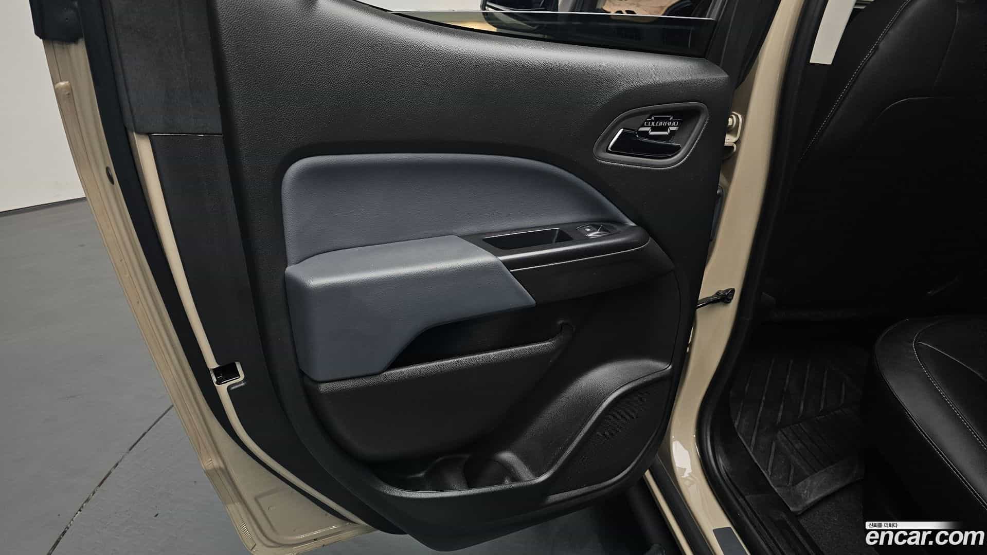 Colorado Chevrolet 2022.11-INNER-035