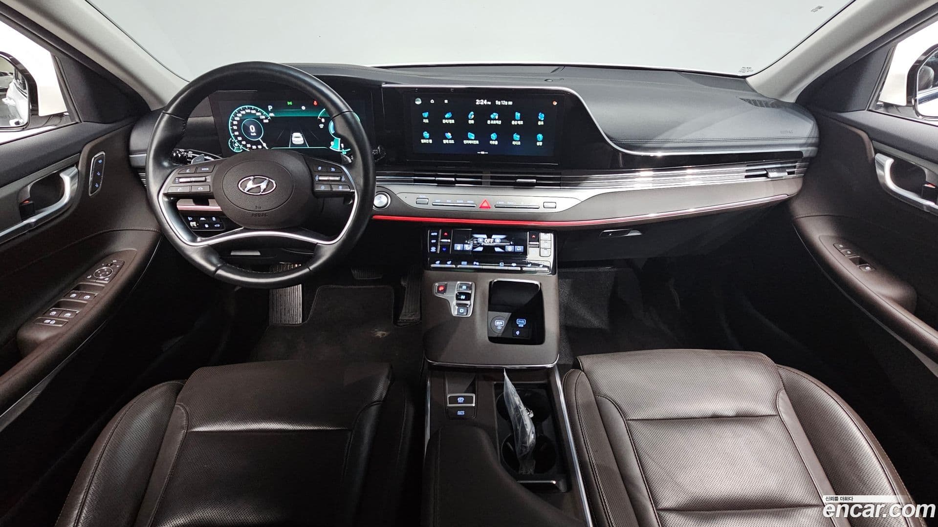 Main__Slider__Photo:Grandeur Hyundai 2020.2-6