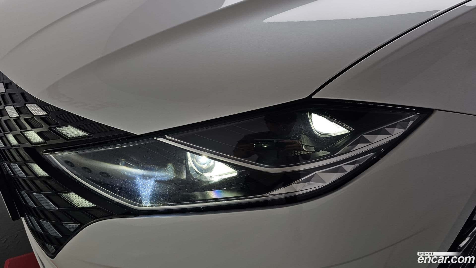 Main__Slider__Photo:Grandeur Hyundai 2020.2-21