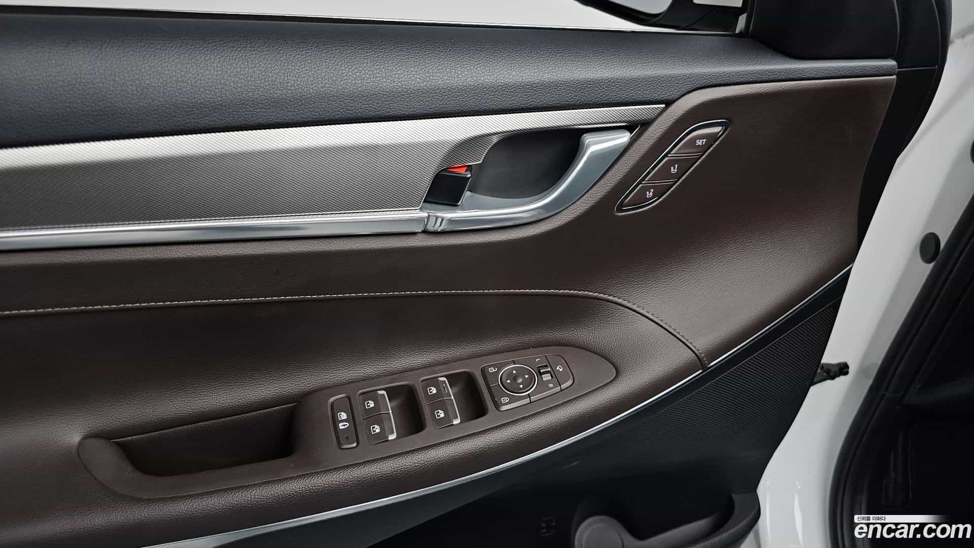 Grandeur Hyundai 2020.2-OPTION-046