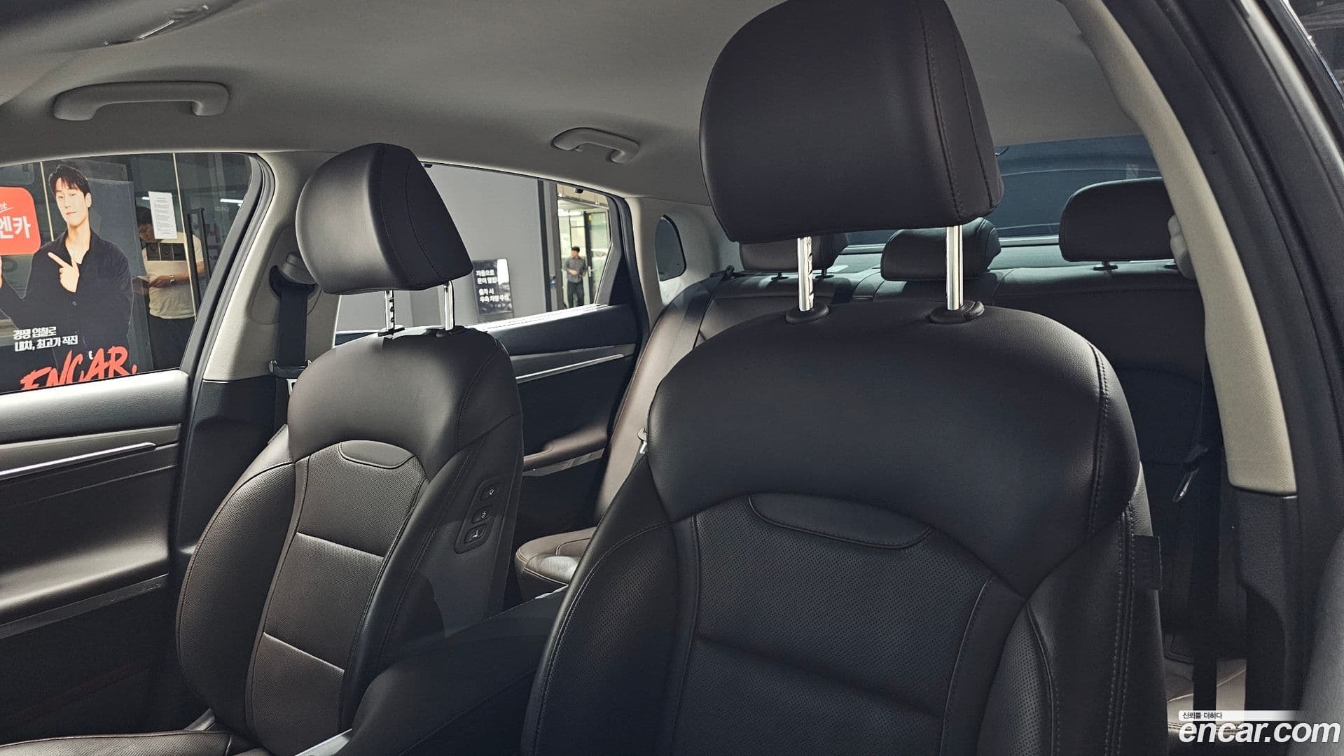 Main__Slider__Photo:Grandeur Hyundai 2020.2-40