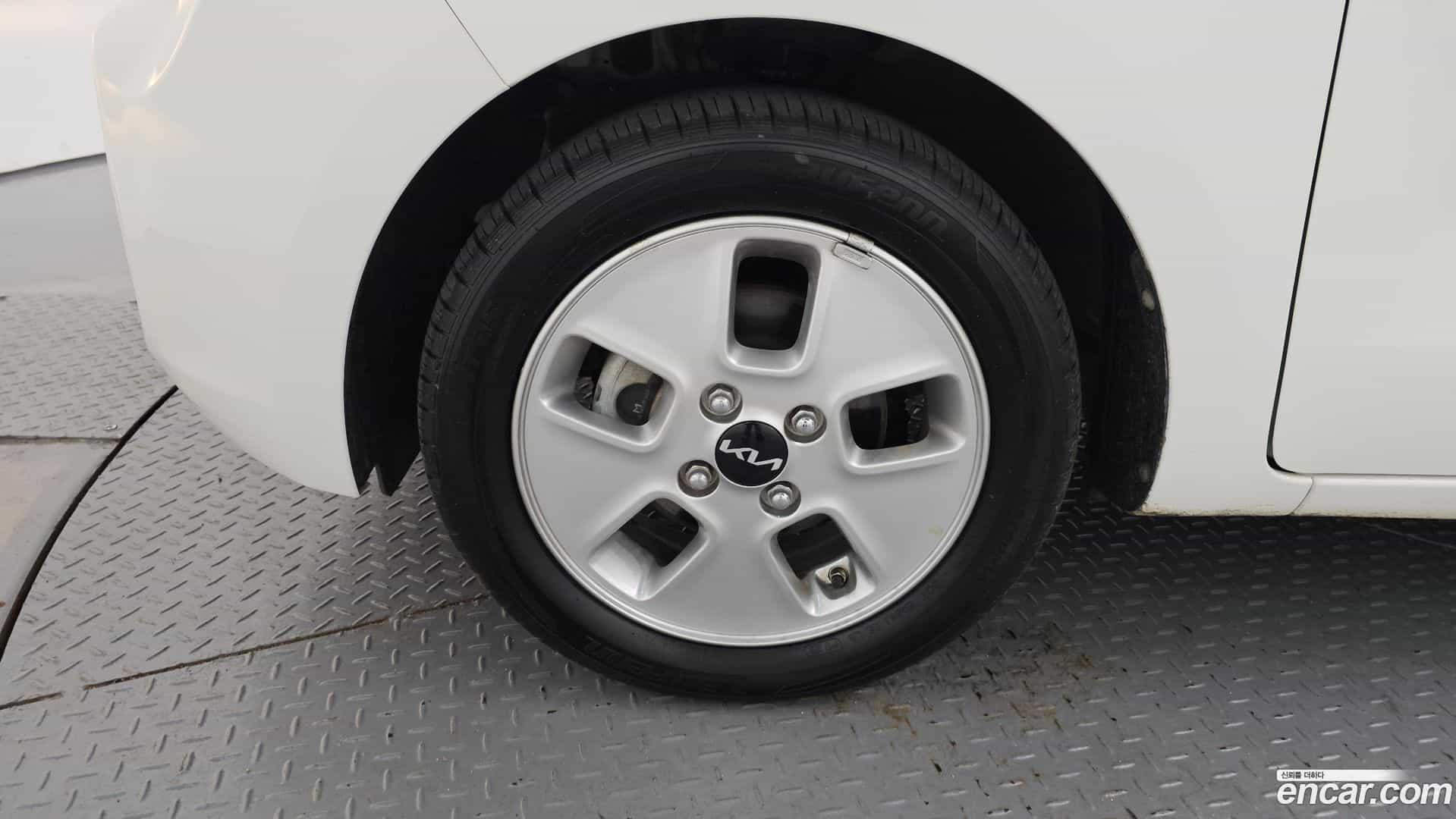 RAY Kia 2022.0-OUTER-005