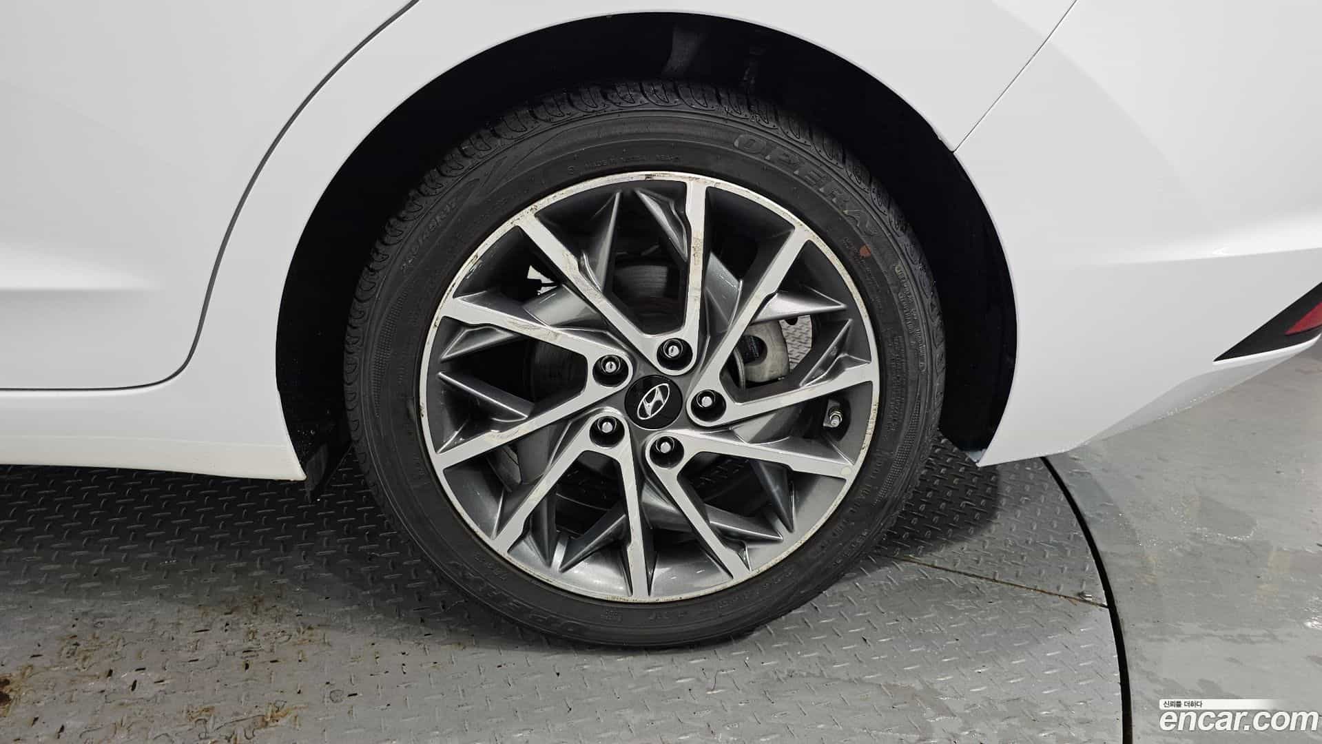 AVANTE Hyundai 2019.3-OUTER-031