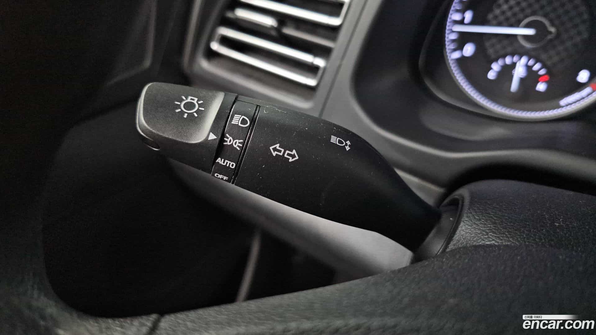 AVANTE Hyundai 2019.3-OPTION-042