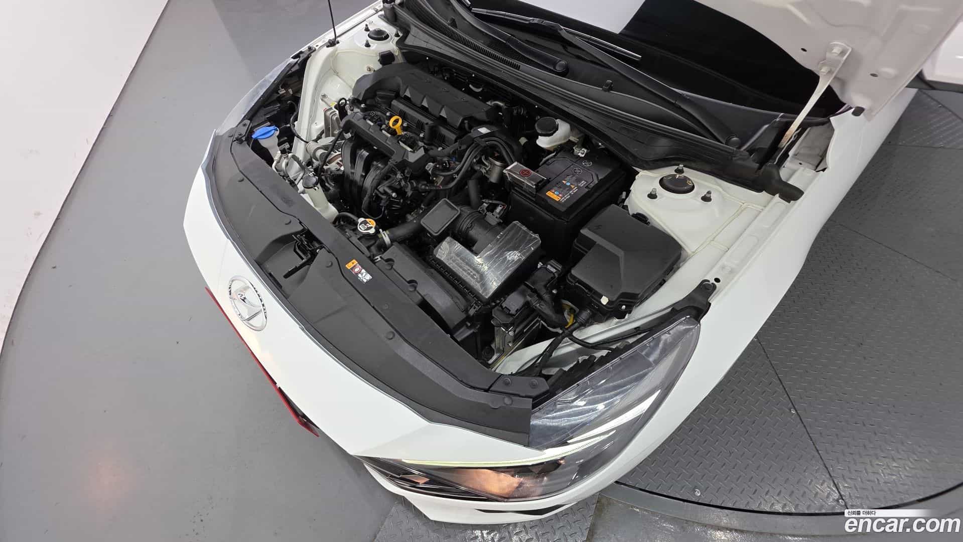 AVANTE Hyundai 2023.1-OUTER-006