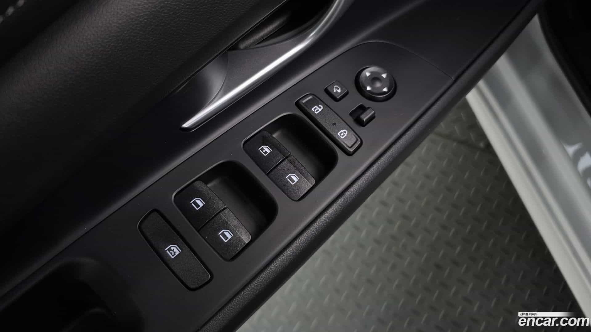 AVANTE Hyundai 2023.1-OPTION-017