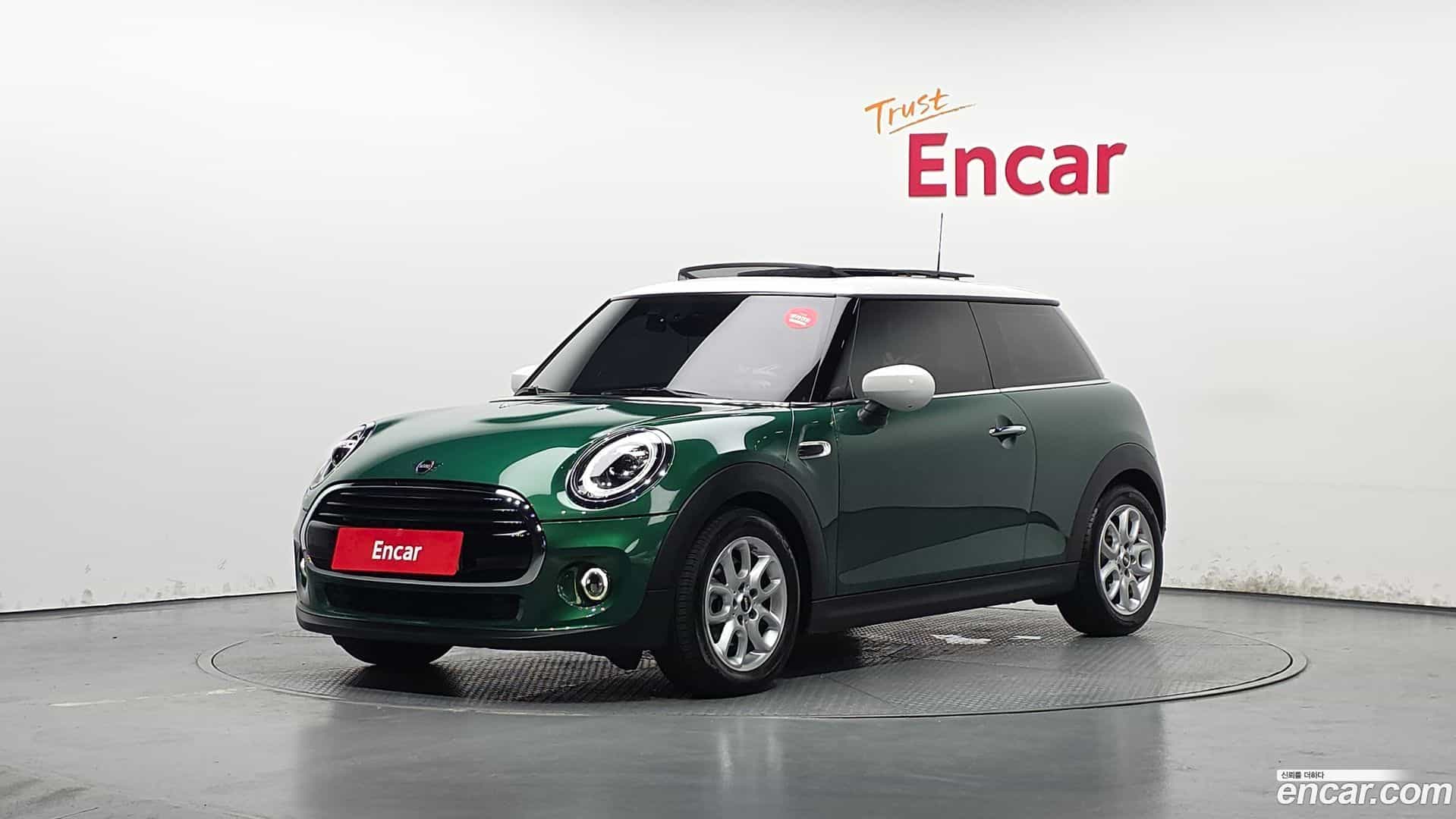 Cooper Mini 2021.5-OUTER-001
