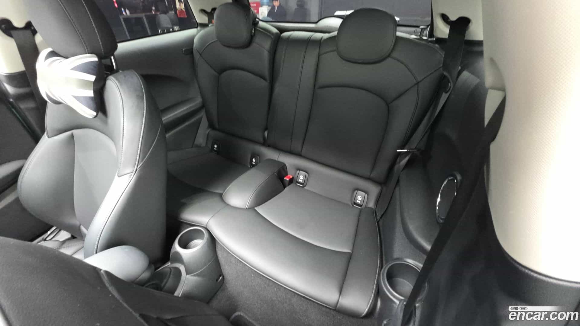 Cooper Mini 2021.5-OPTION-016