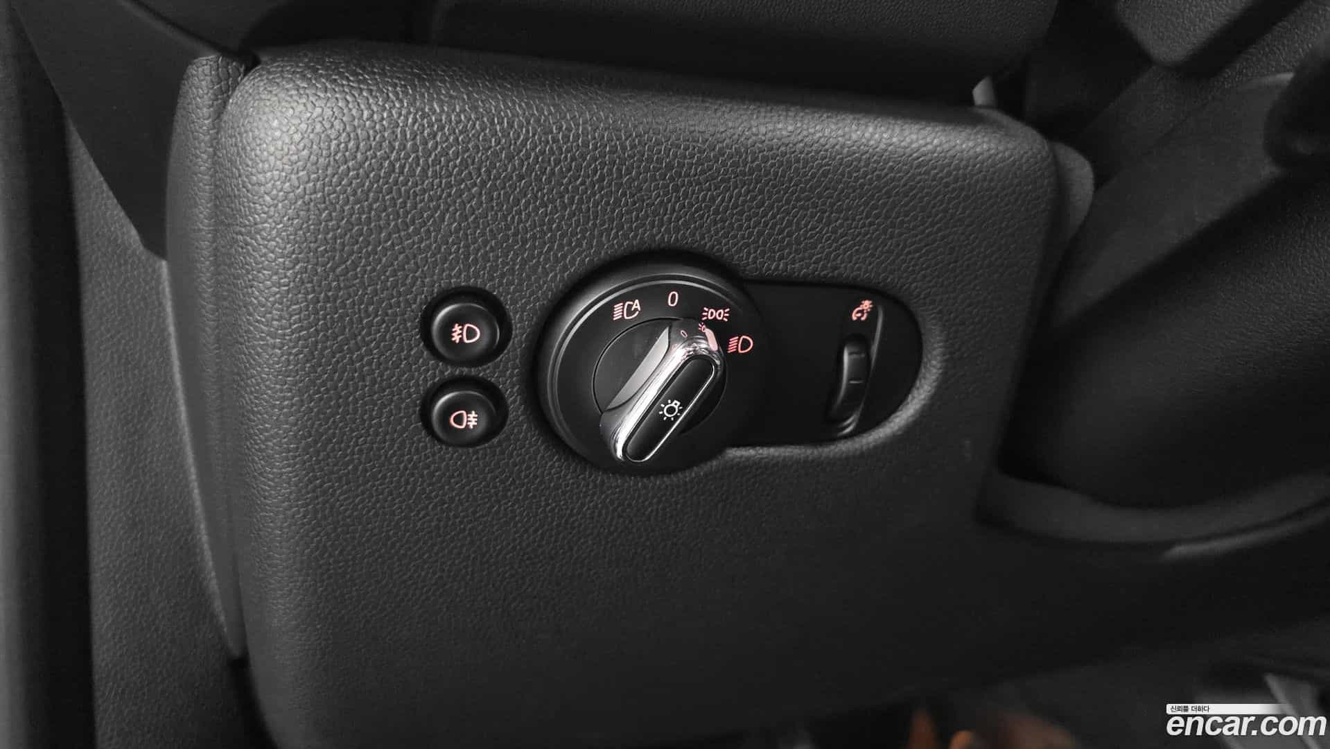 Cooper Mini 2021.5-OPTION-041