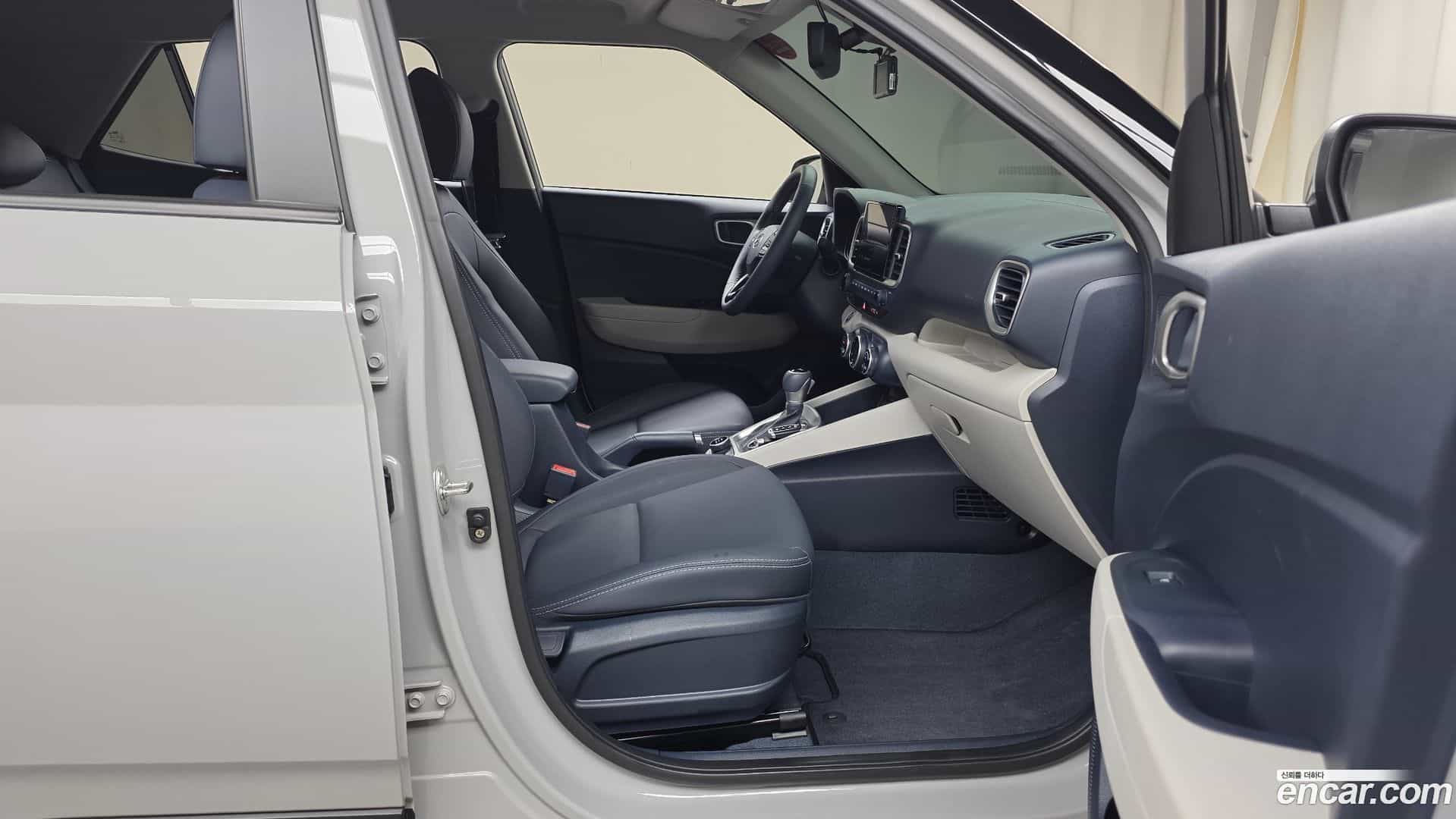 Venue Hyundai 2024.4-OPTION-015