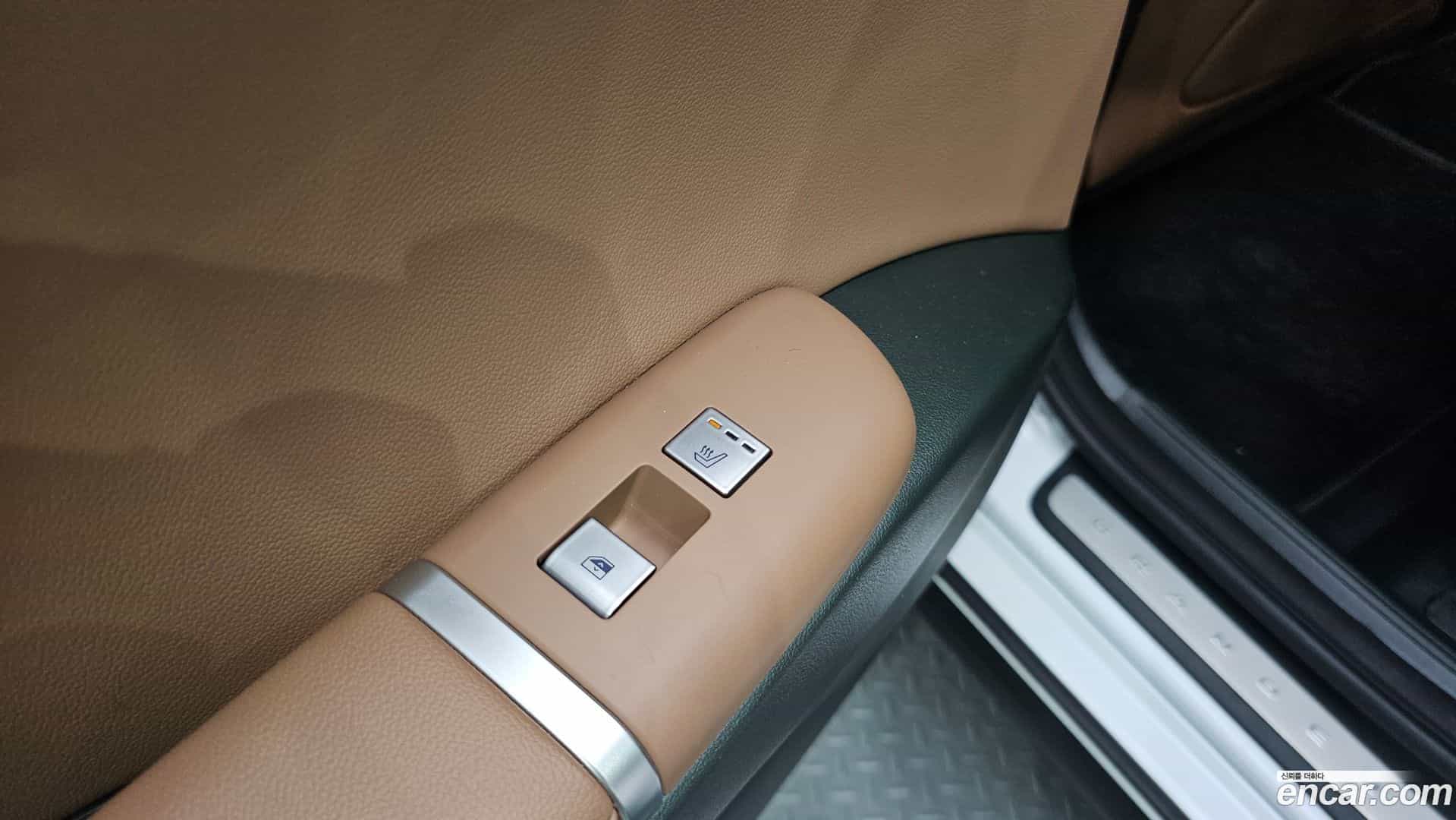 Grandeur Hyundai 2023.7-OPTION-041