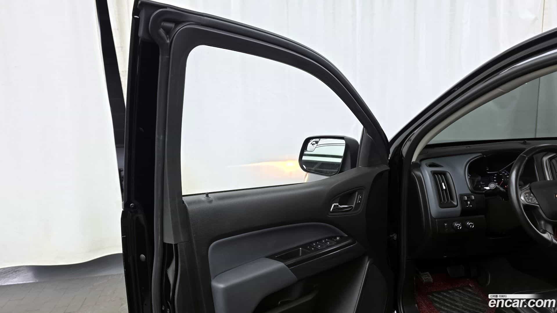Colorado Chevrolet 2022.11-INNER-034