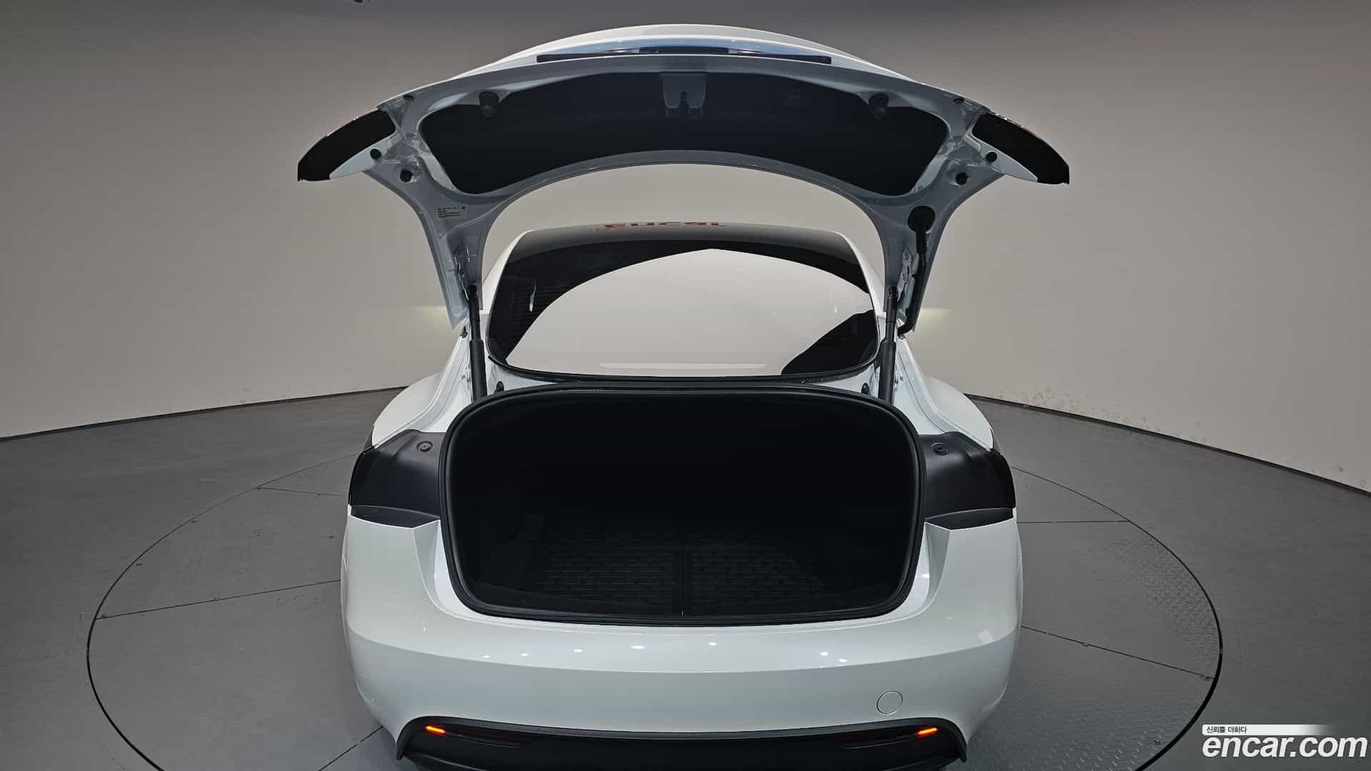Model 3 Tesla 2024.4-OPTION-024