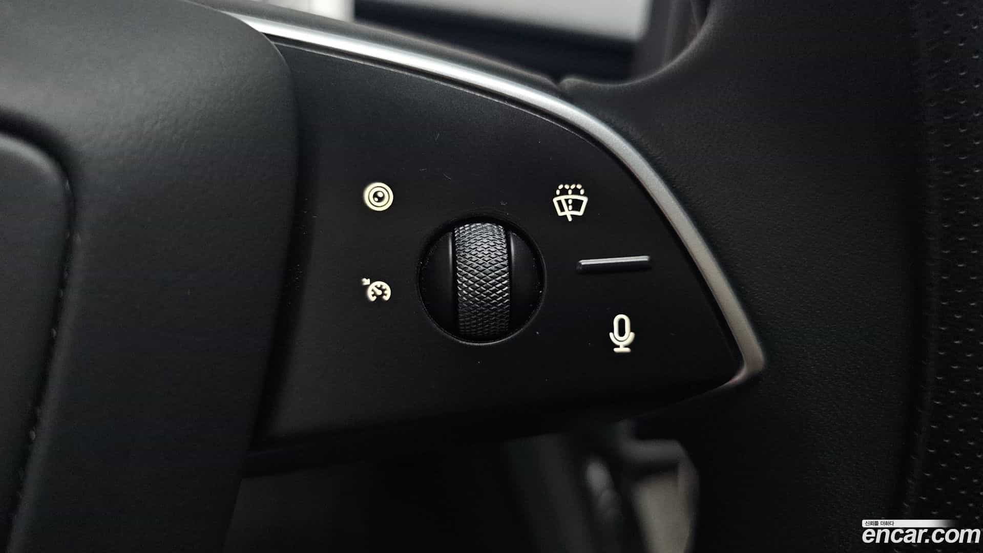 Model 3 Tesla 2024.4-OPTION-045