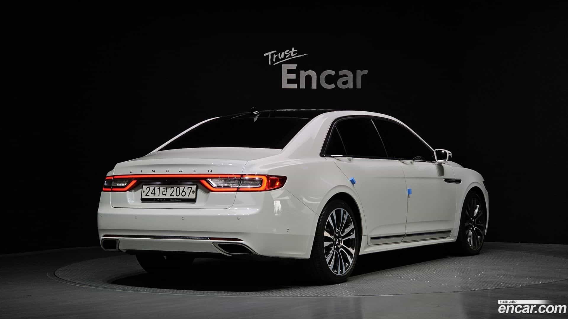 Continental Lincoln 2020.6-OUTER-002