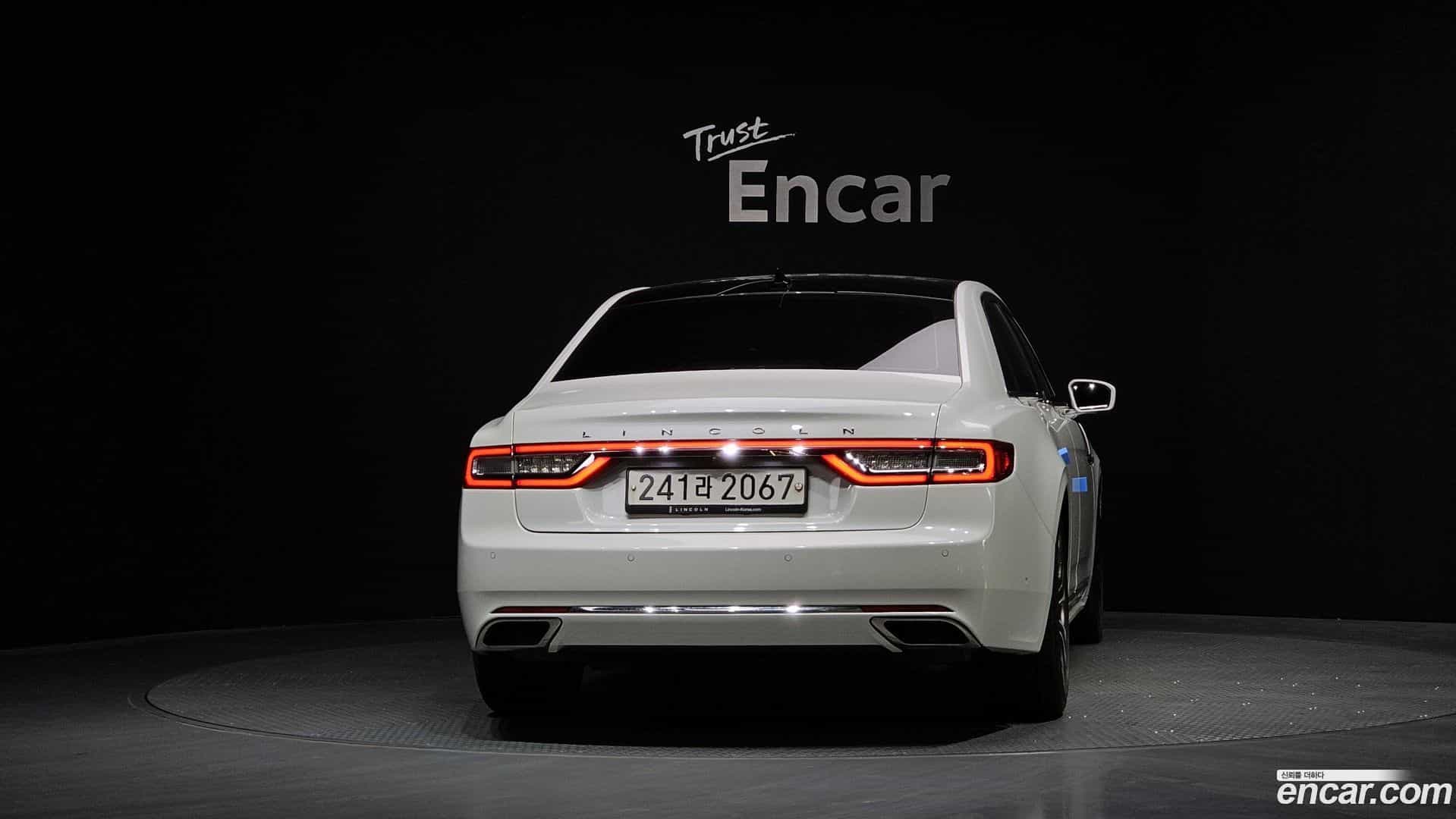 Continental Lincoln 2020.6-OUTER-004