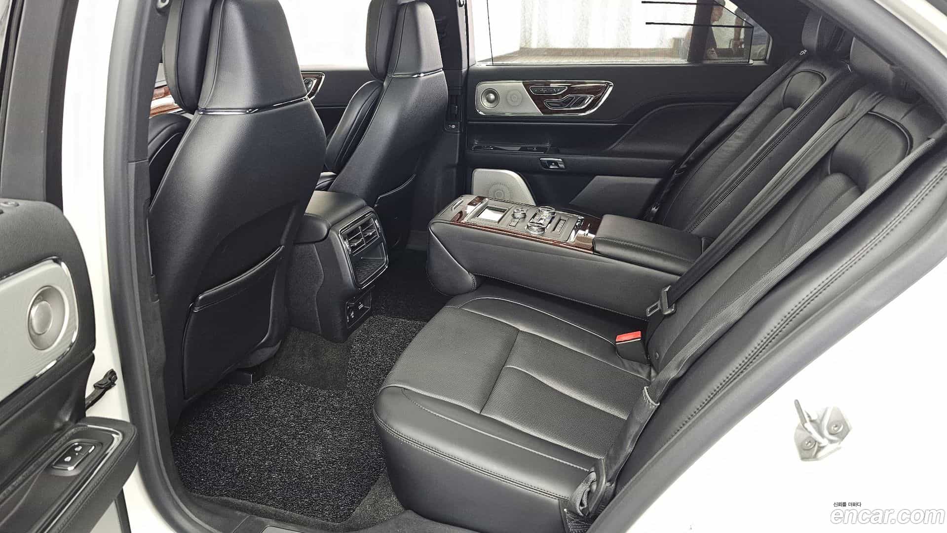 Continental Lincoln 2020.6-OPTION-016