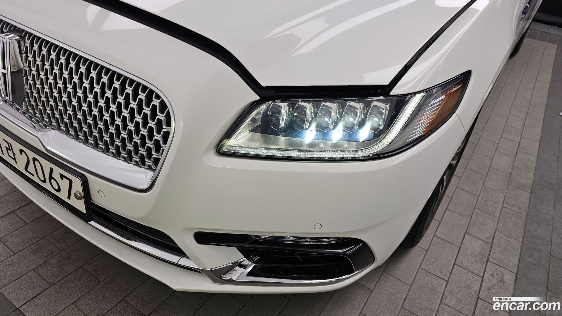 Main__Slider__Photo:Continental Lincoln 2020.6-14