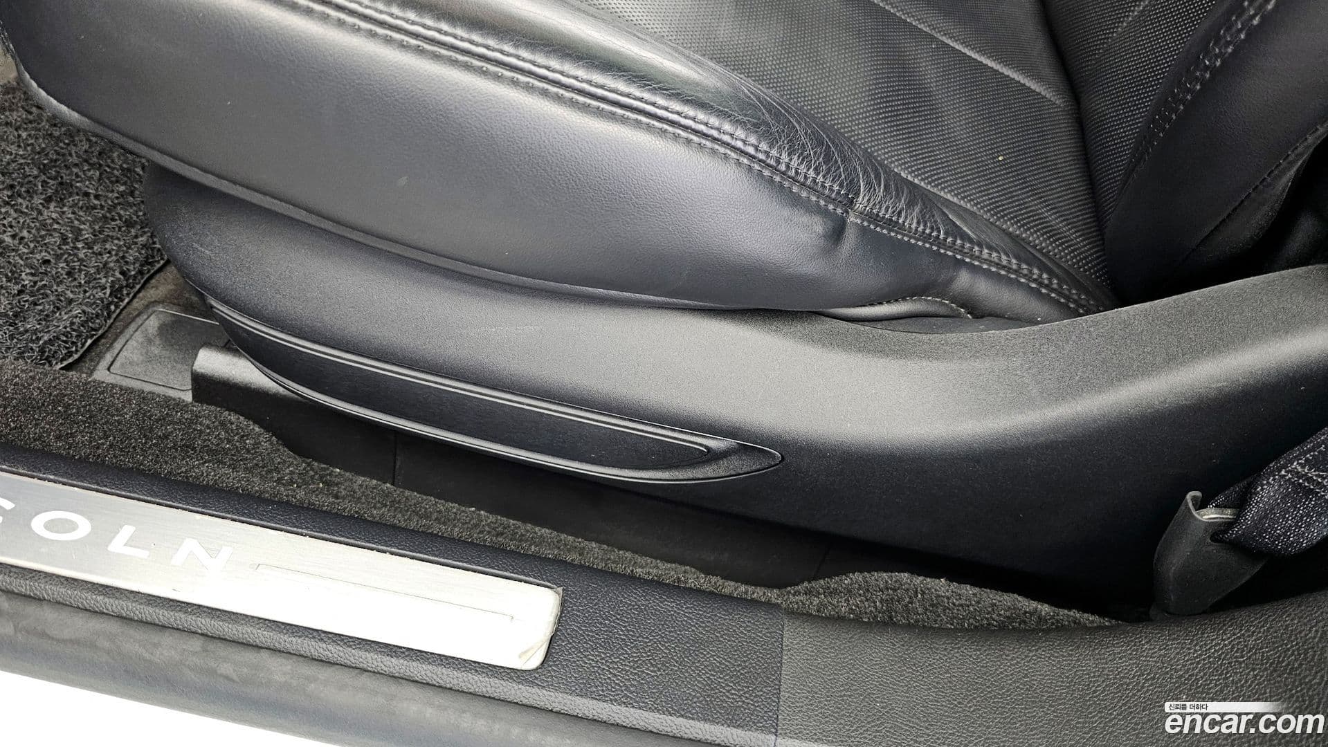 Main__Slider__Photo:Continental Lincoln 2020.6-22