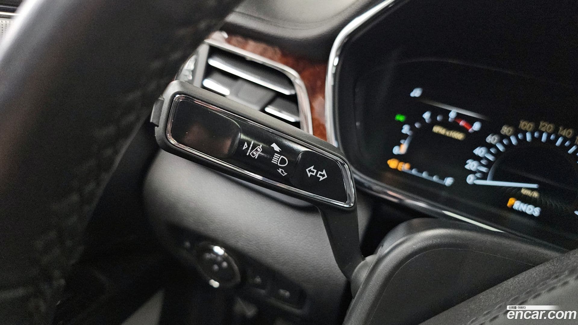Main__Slider__Photo:Continental Lincoln 2020.6-27