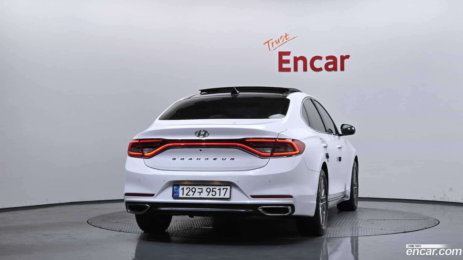 Grandeur Hyundai 2017.0-OUTER-004