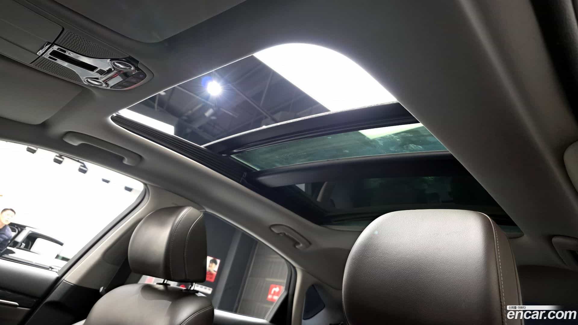 Grandeur Hyundai 2017.0-OPTION-021