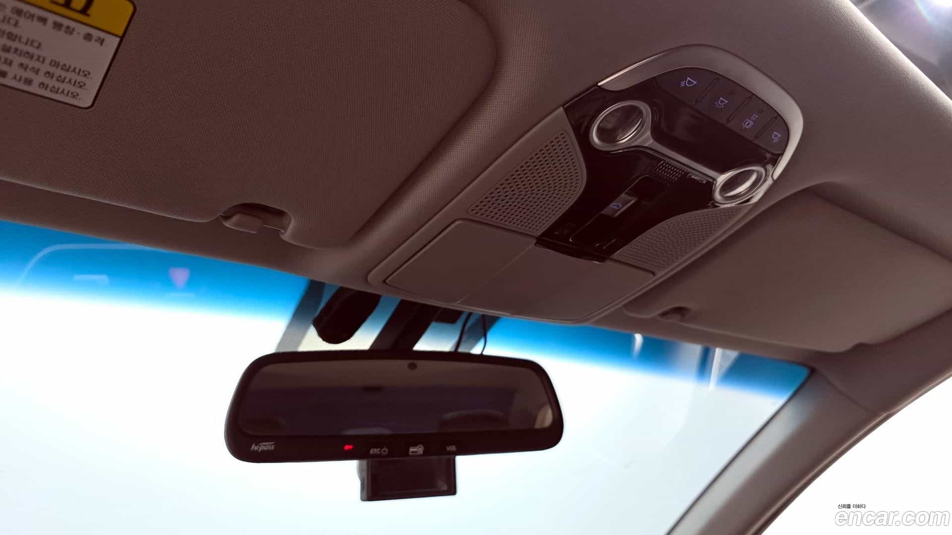 Grandeur Hyundai 2017.0-OPTION-024