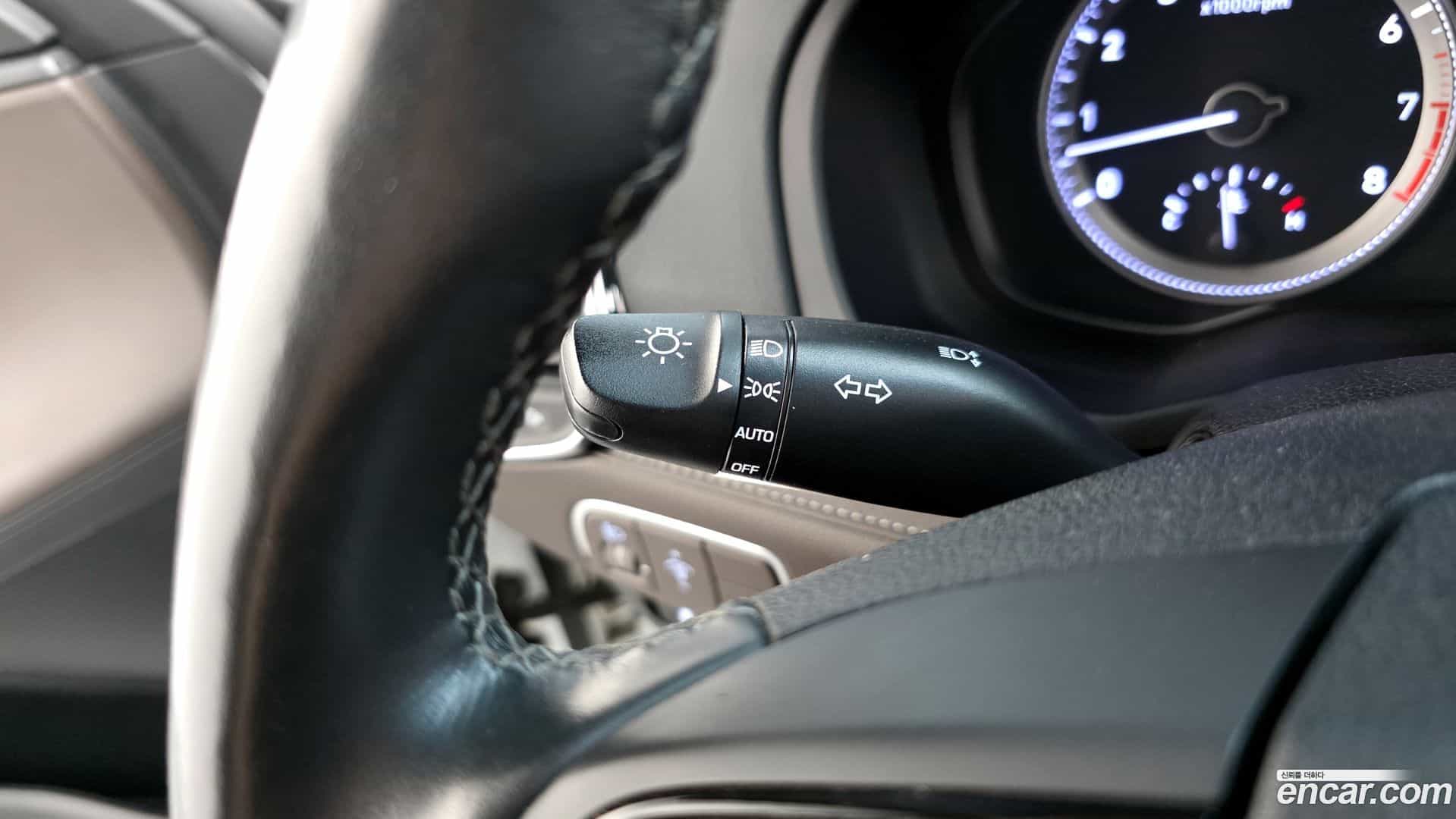 Grandeur Hyundai 2017.0-OPTION-046