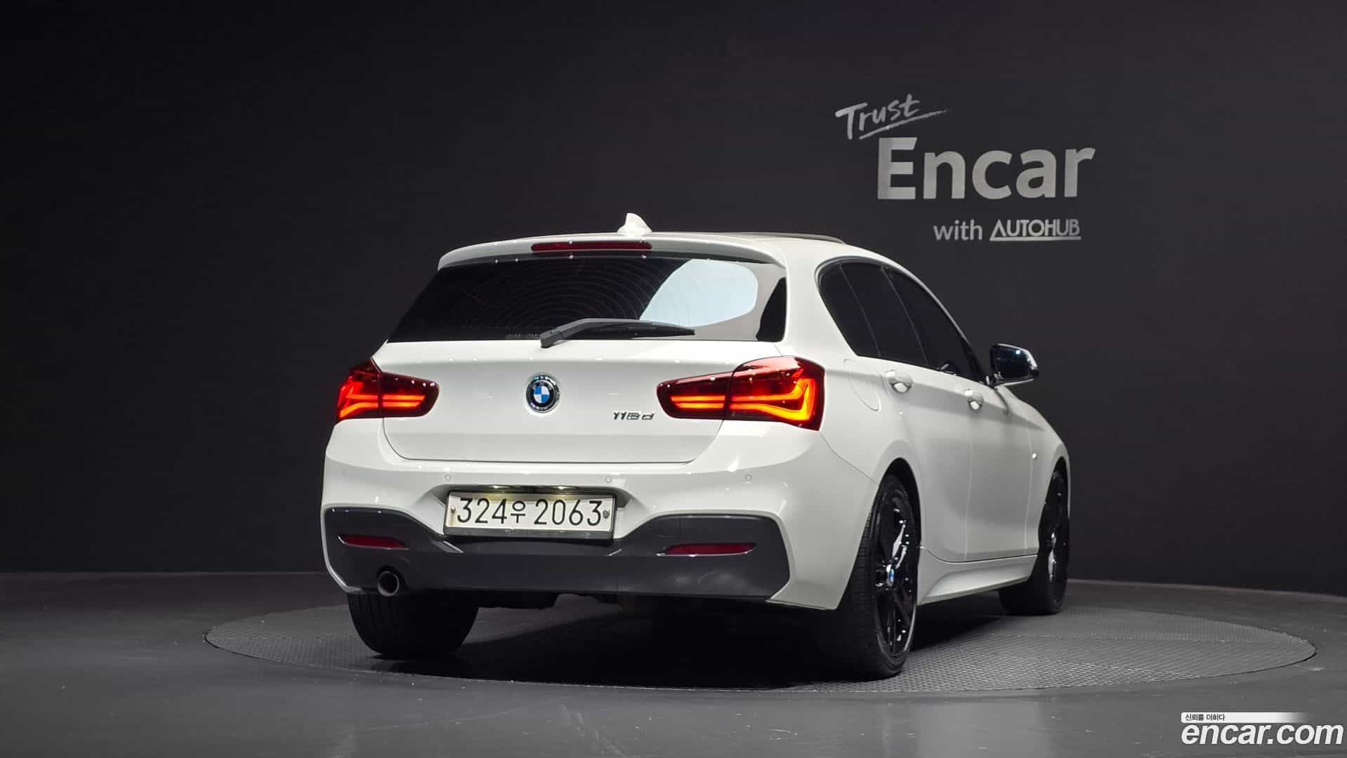 1-Series BMW 2017.11-OUTER-004