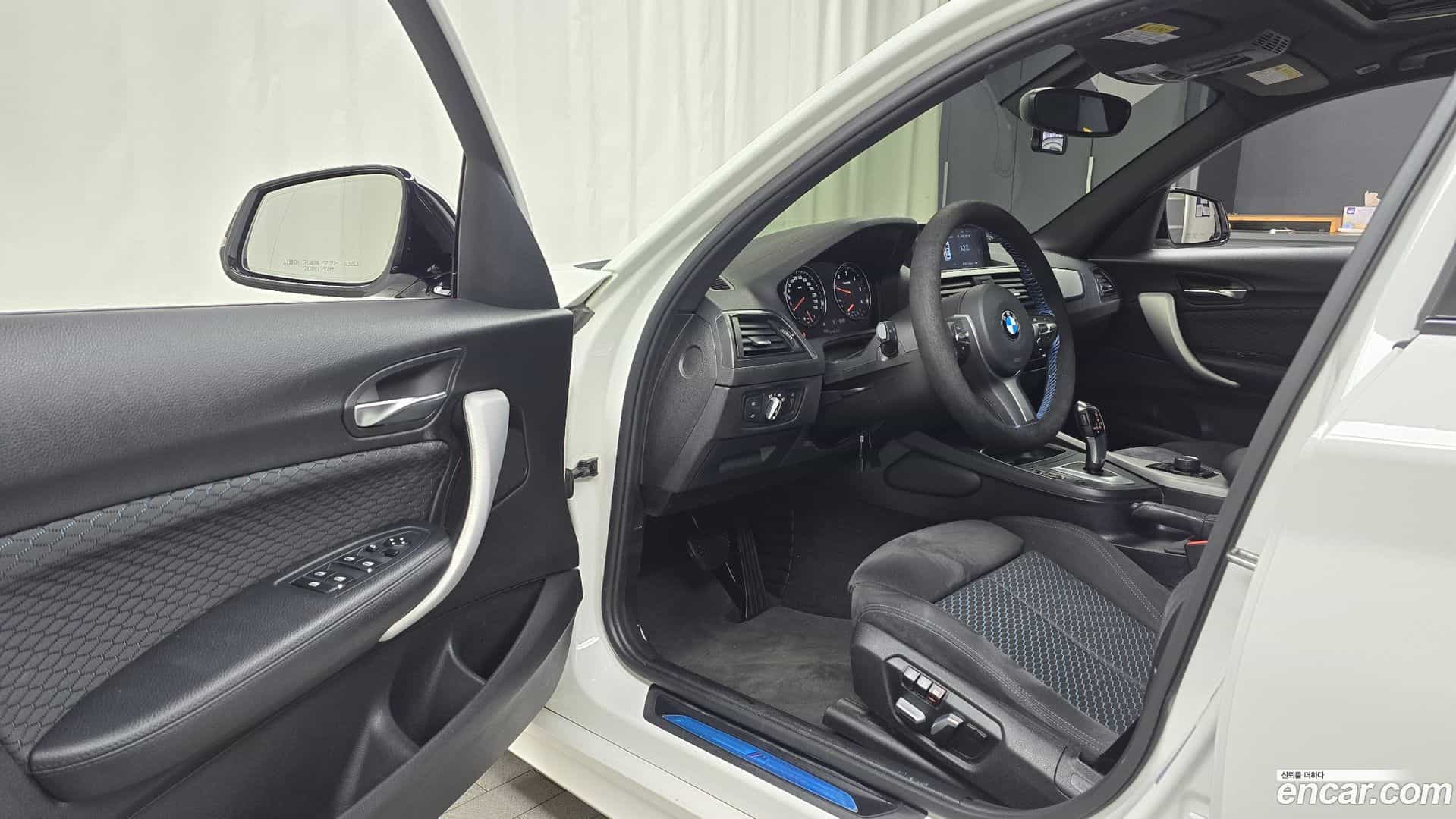 1-Series BMW 2017.11-INNER-010