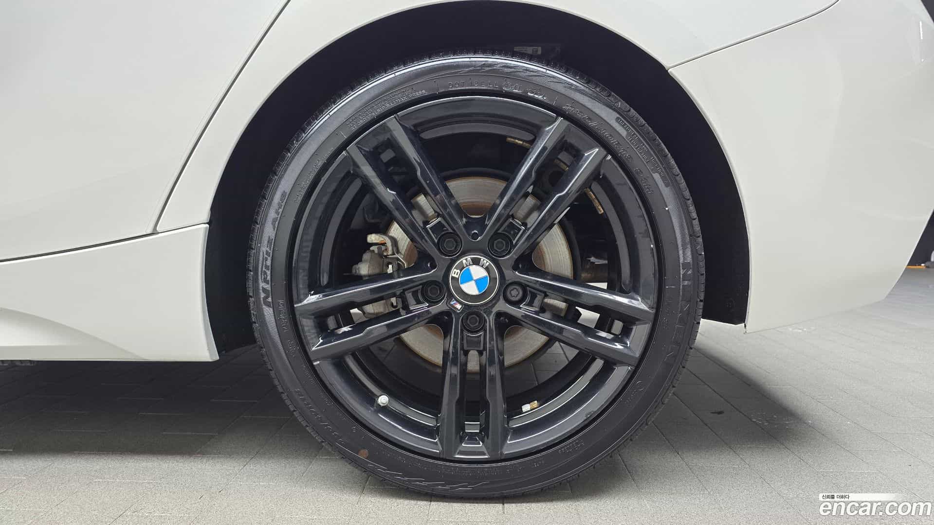 1-Series BMW 2017.11-OUTER-031