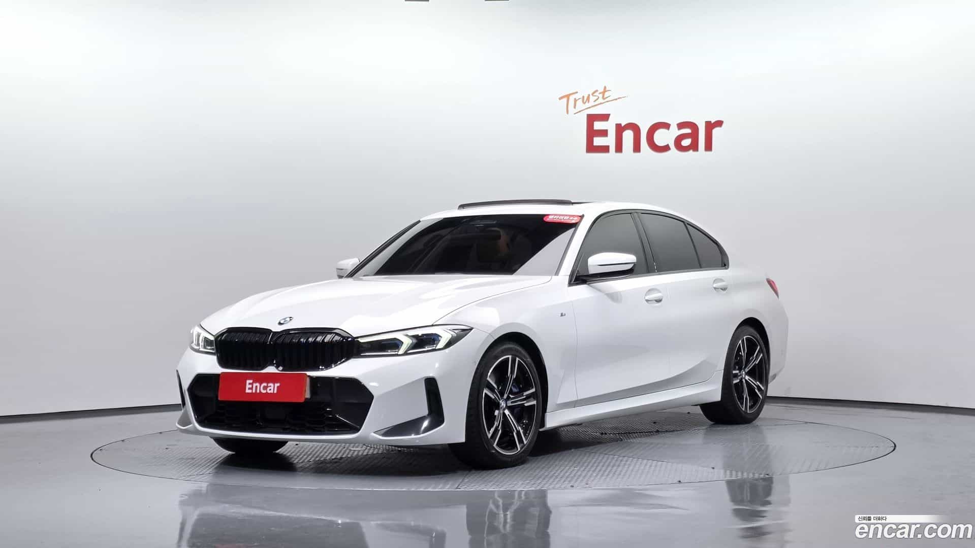 3-Series BMW 2022.10-THUMBNAIL-011