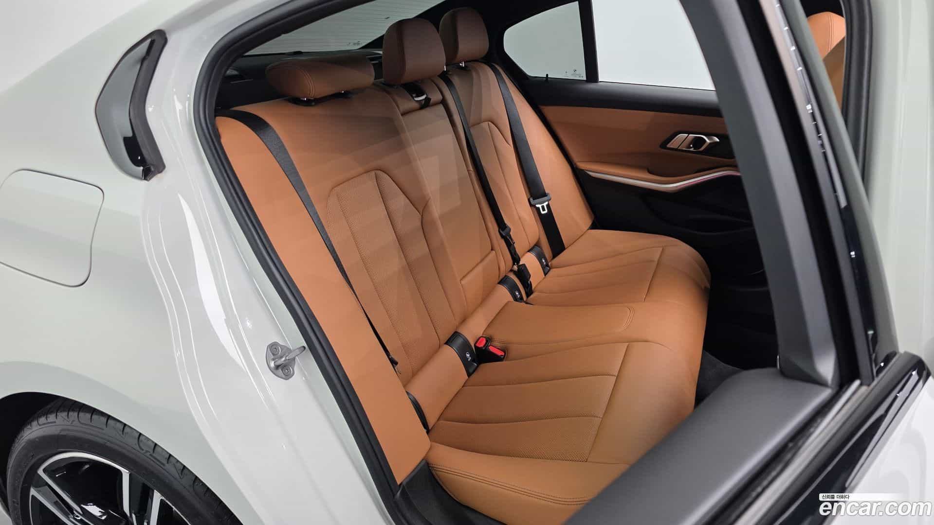 3-Series BMW 2022.10-OPTION-015