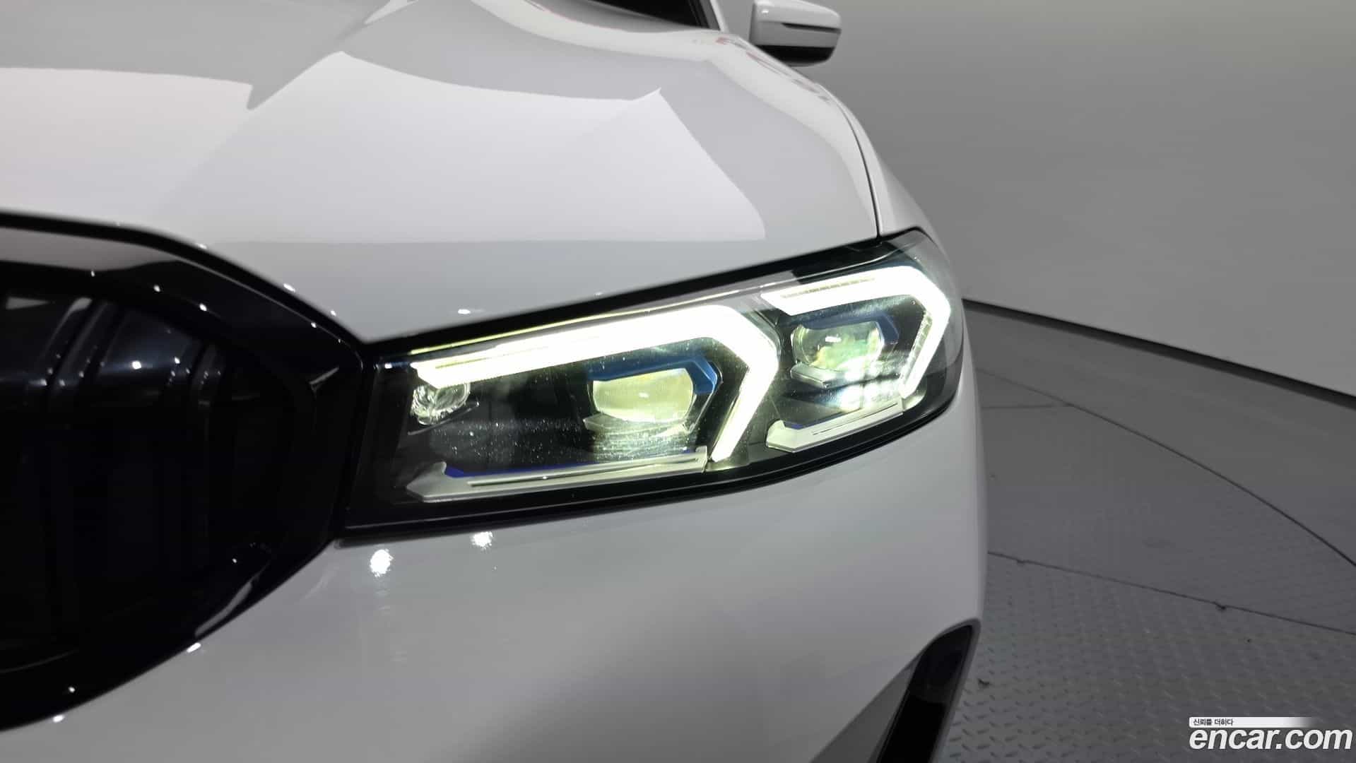 3-Series BMW 2022.10-OUTER-032