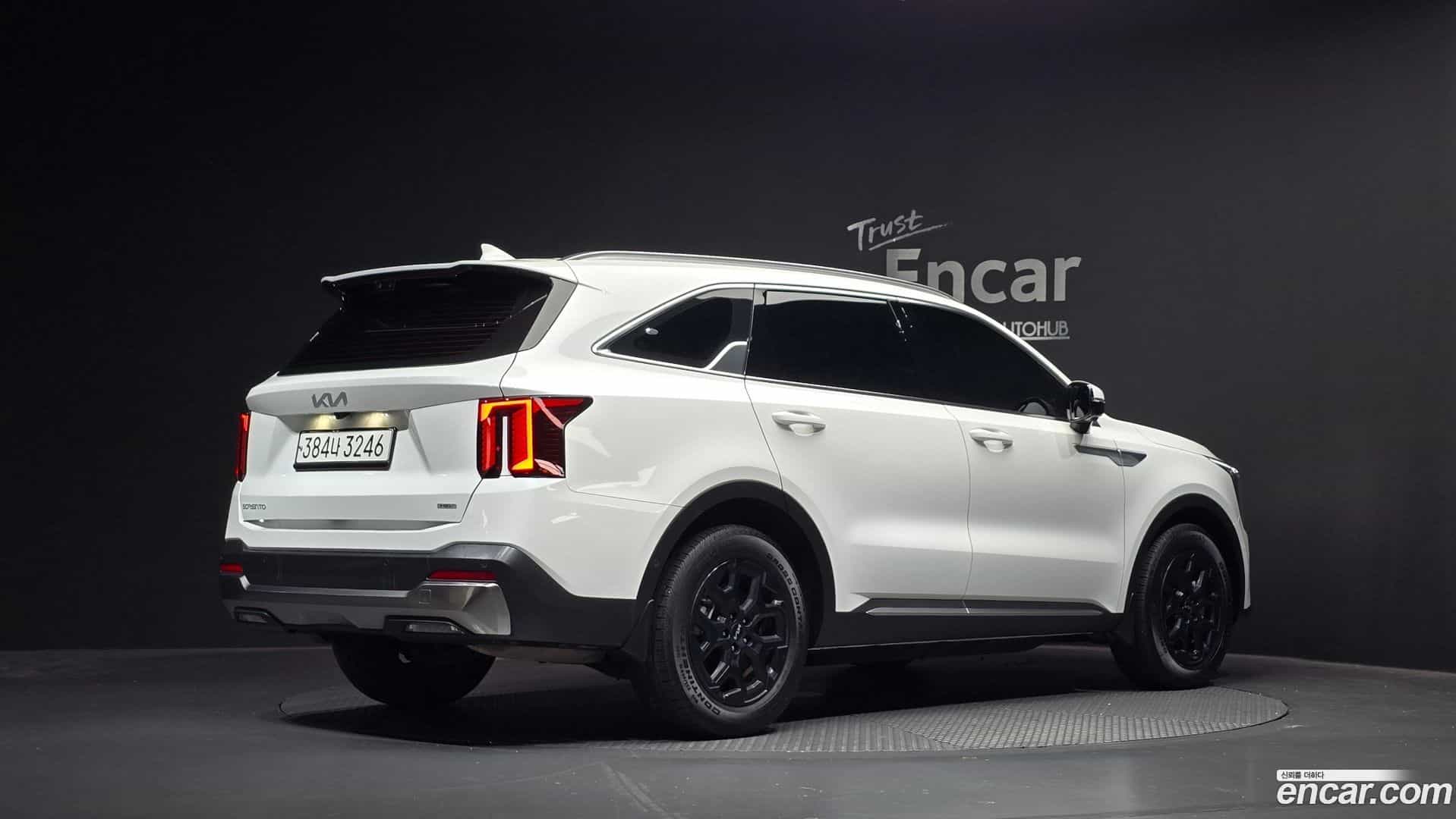Sorento Kia 2023.7-OUTER-002
