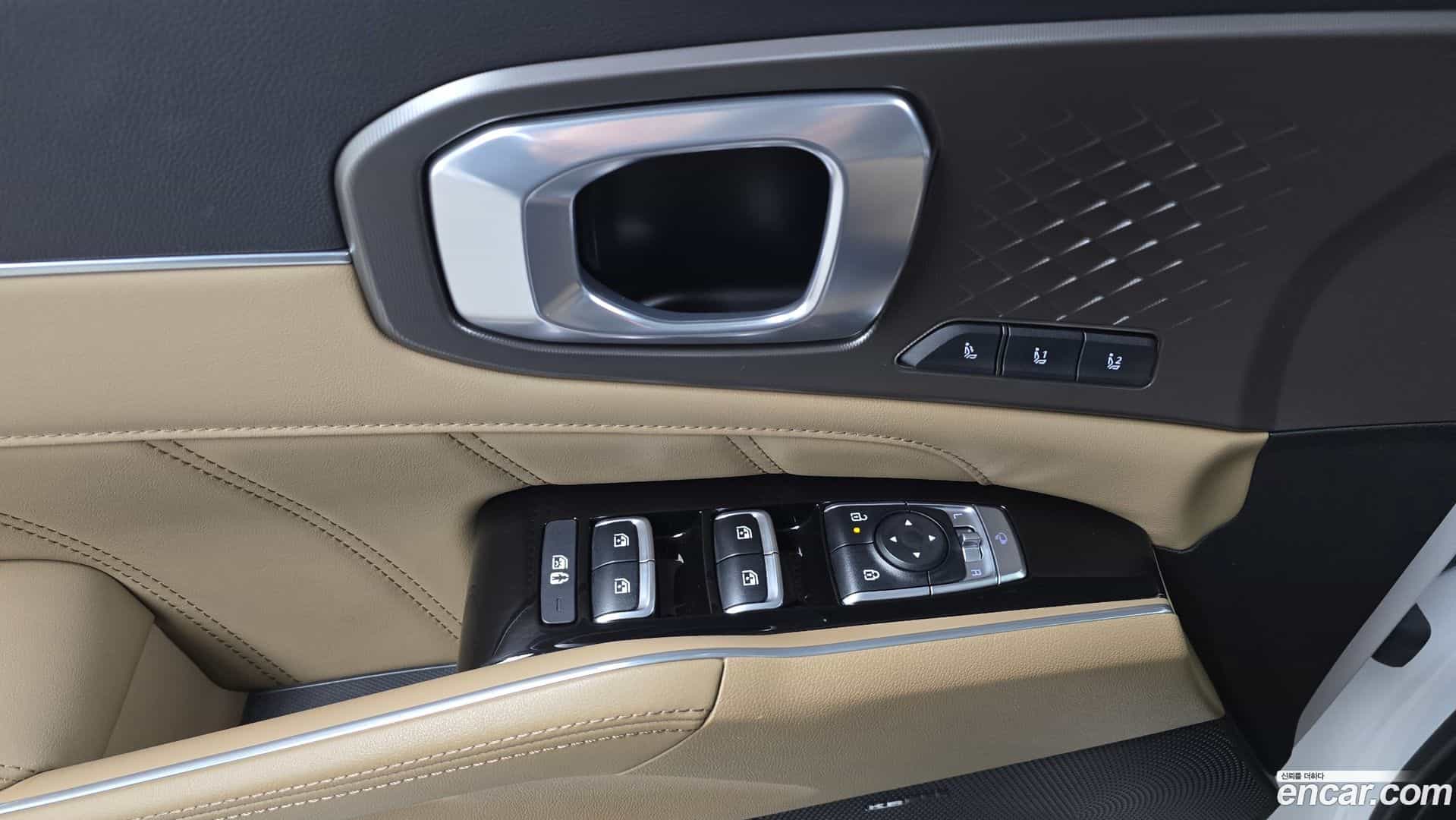 Sorento Kia 2023.7-OPTION-043