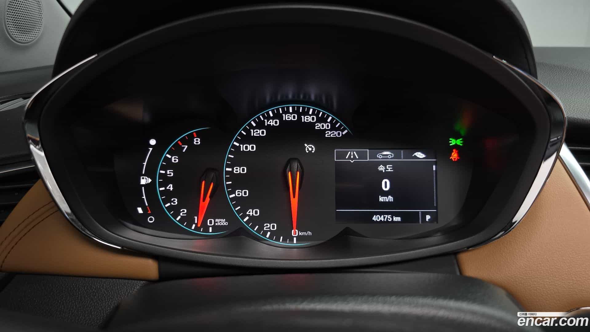 Trax Chevrolet 2018.8-INNER-008
