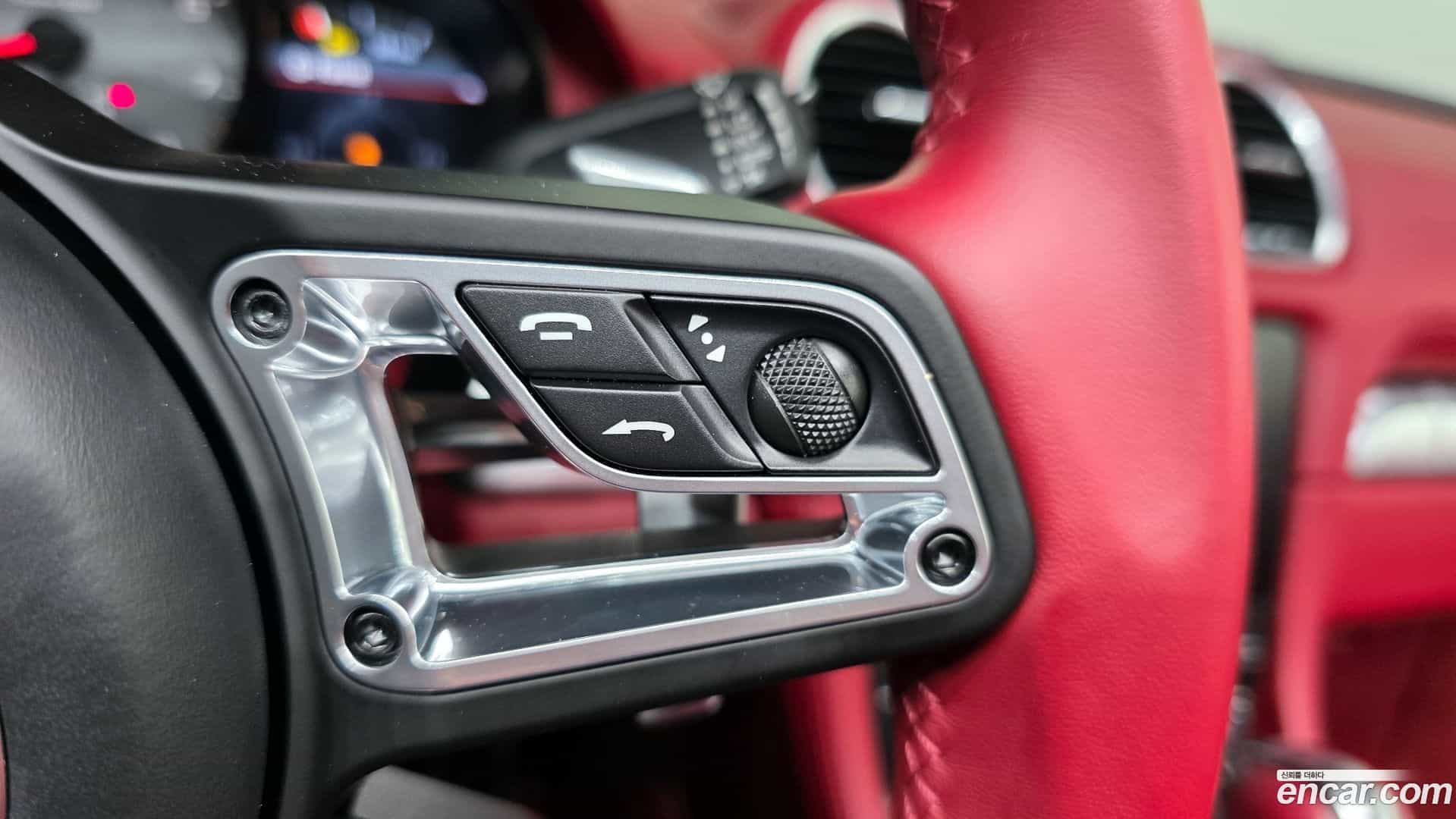 718 Porsche 2020.7-OPTION-021