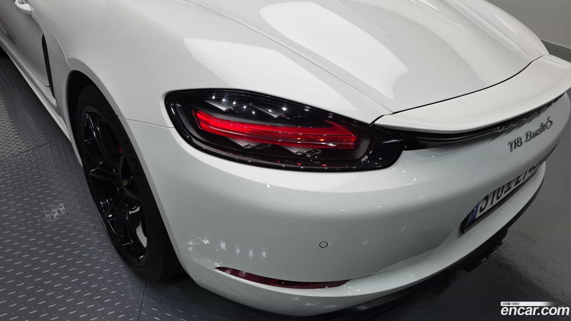 718 Porsche 2020.7-OUTER-033