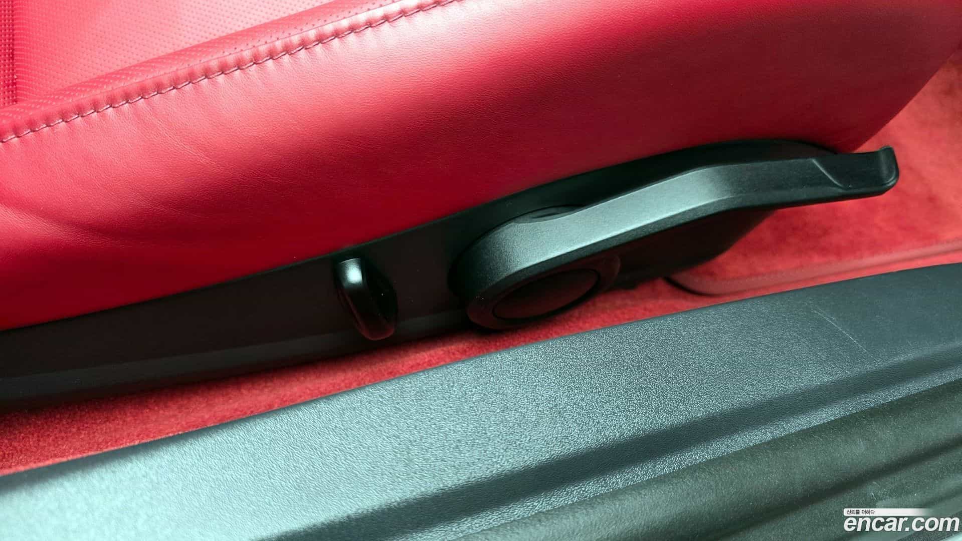718 Porsche 2020.7-OPTION-044