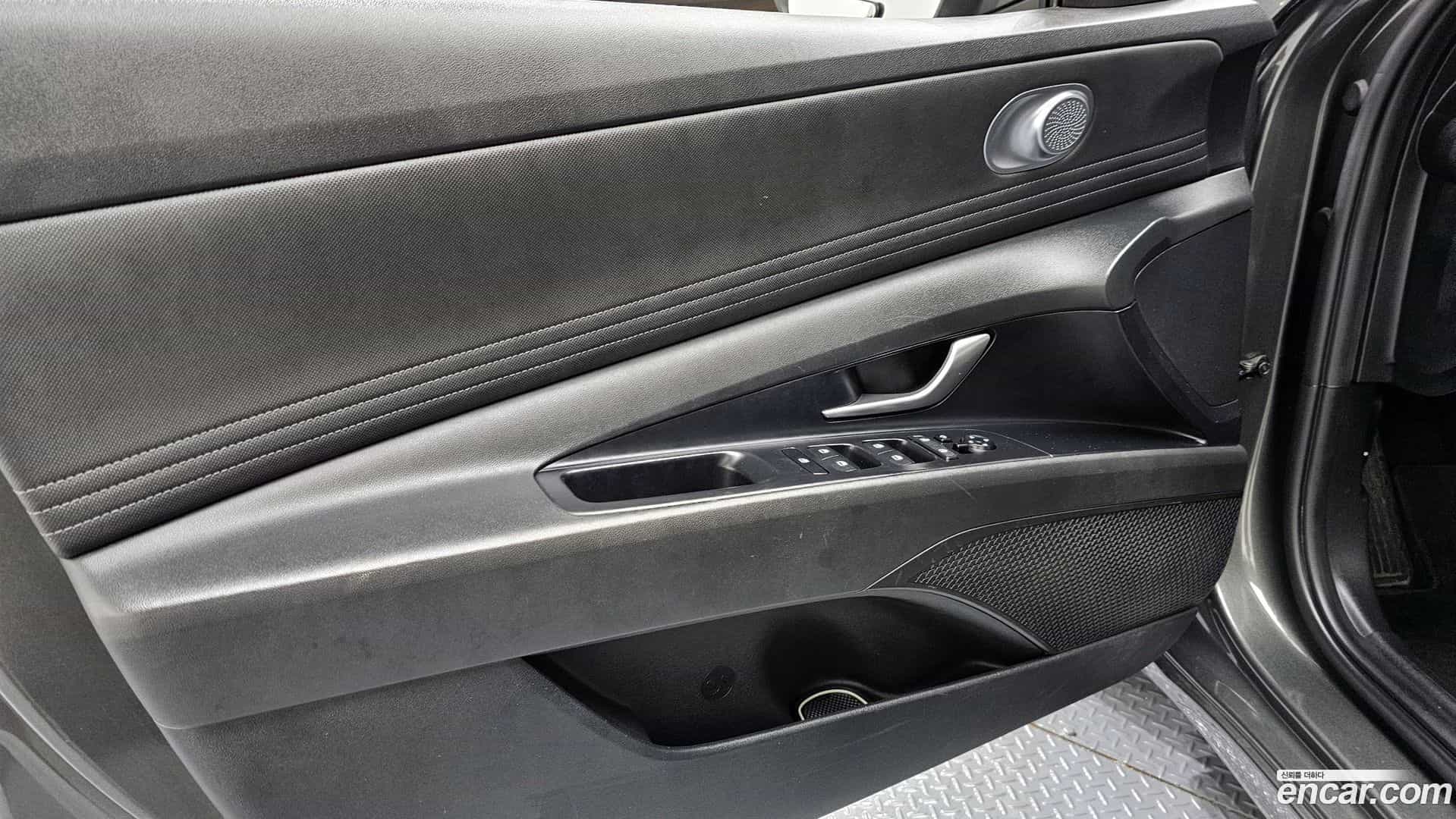 AVANTE Hyundai 2021.3-INNER-034