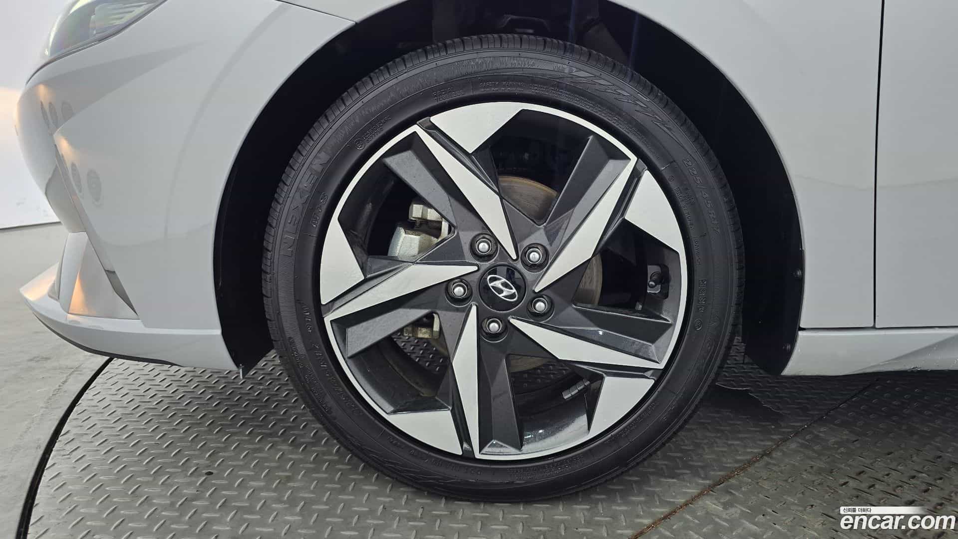 AVANTE Hyundai 2020.10-OUTER-005