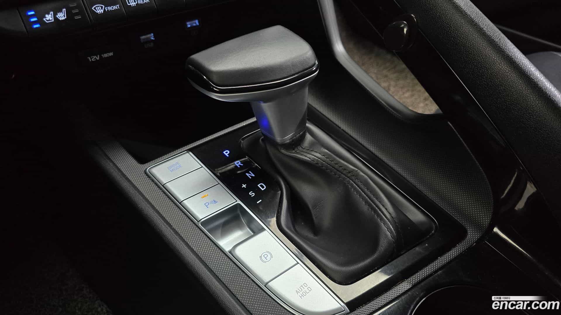 AVANTE Hyundai 2020.10-INNER-009