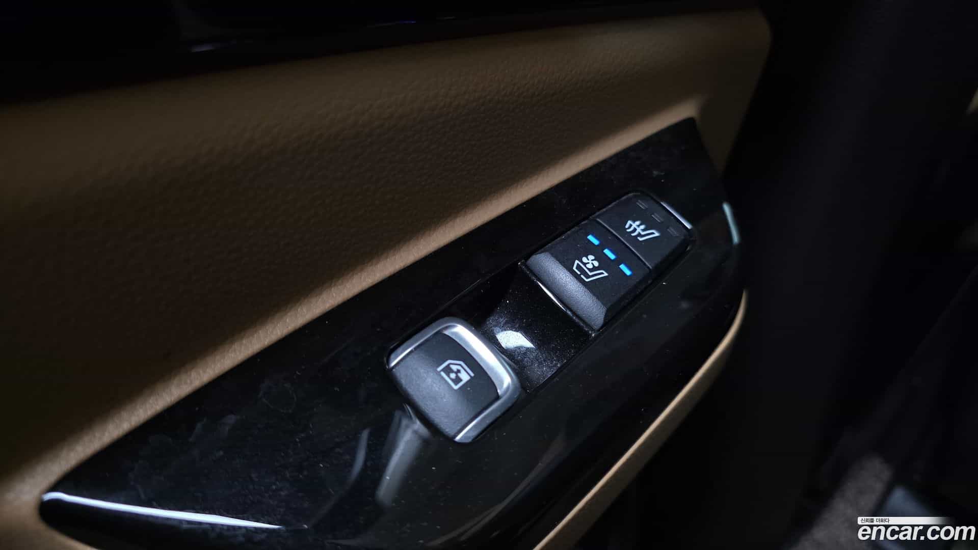 Canival Kia 2022.7-OPTION-022