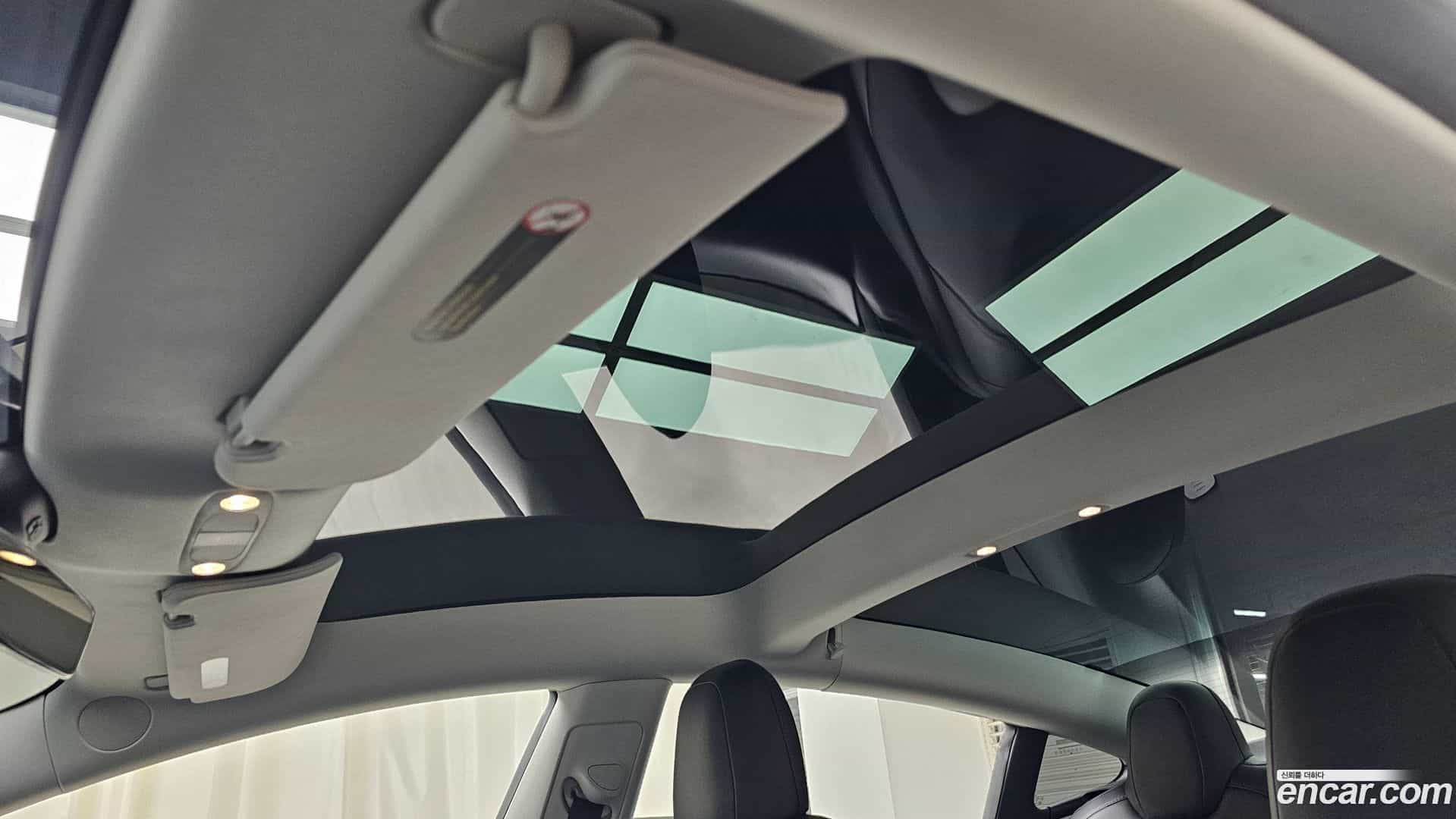Model 3 Tesla 2021.10-OPTION-021