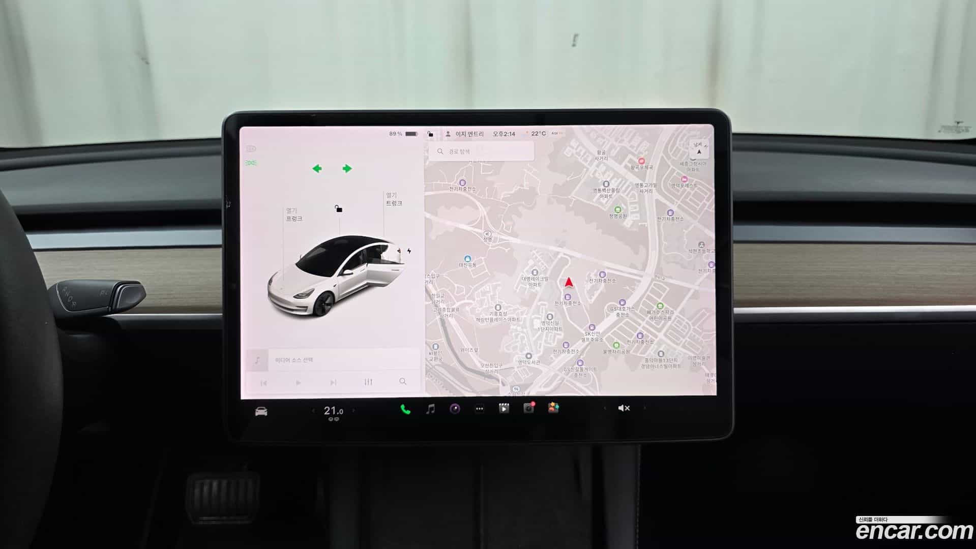 Model 3 Tesla 2021.10-OPTION-042