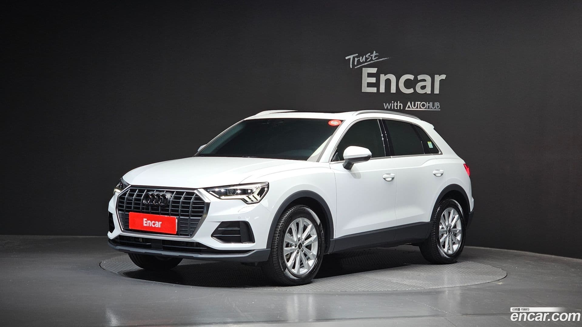Main__Slider__Photo:Q3 Audi 2025.4-0