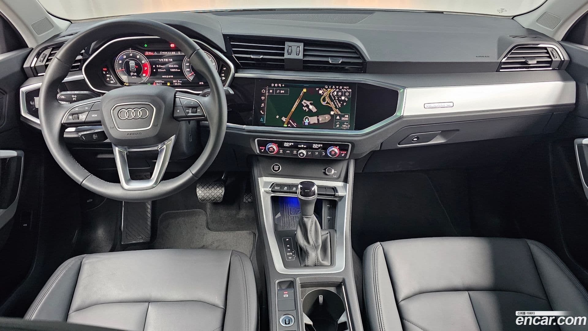 Main__Slider__Photo:Q3 Audi 2025.4-6