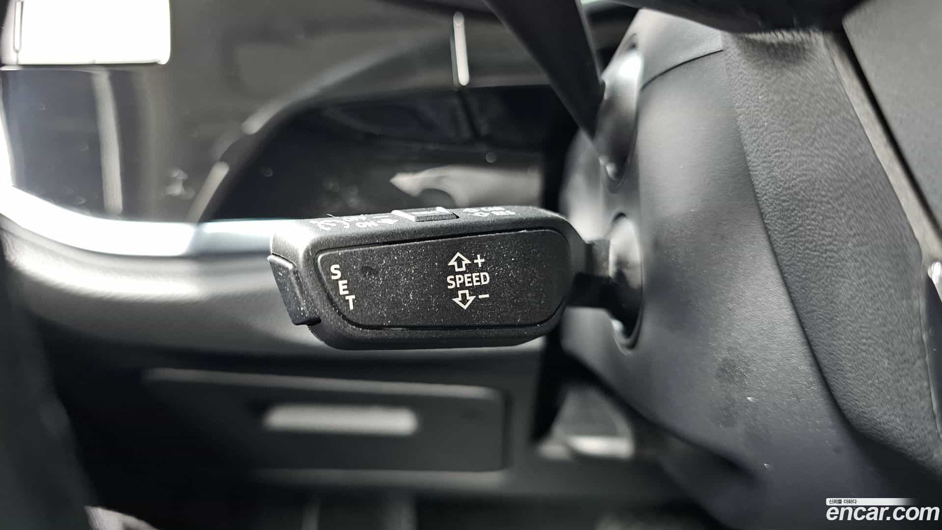 Q3 Audi 2025.4-OPTION-021