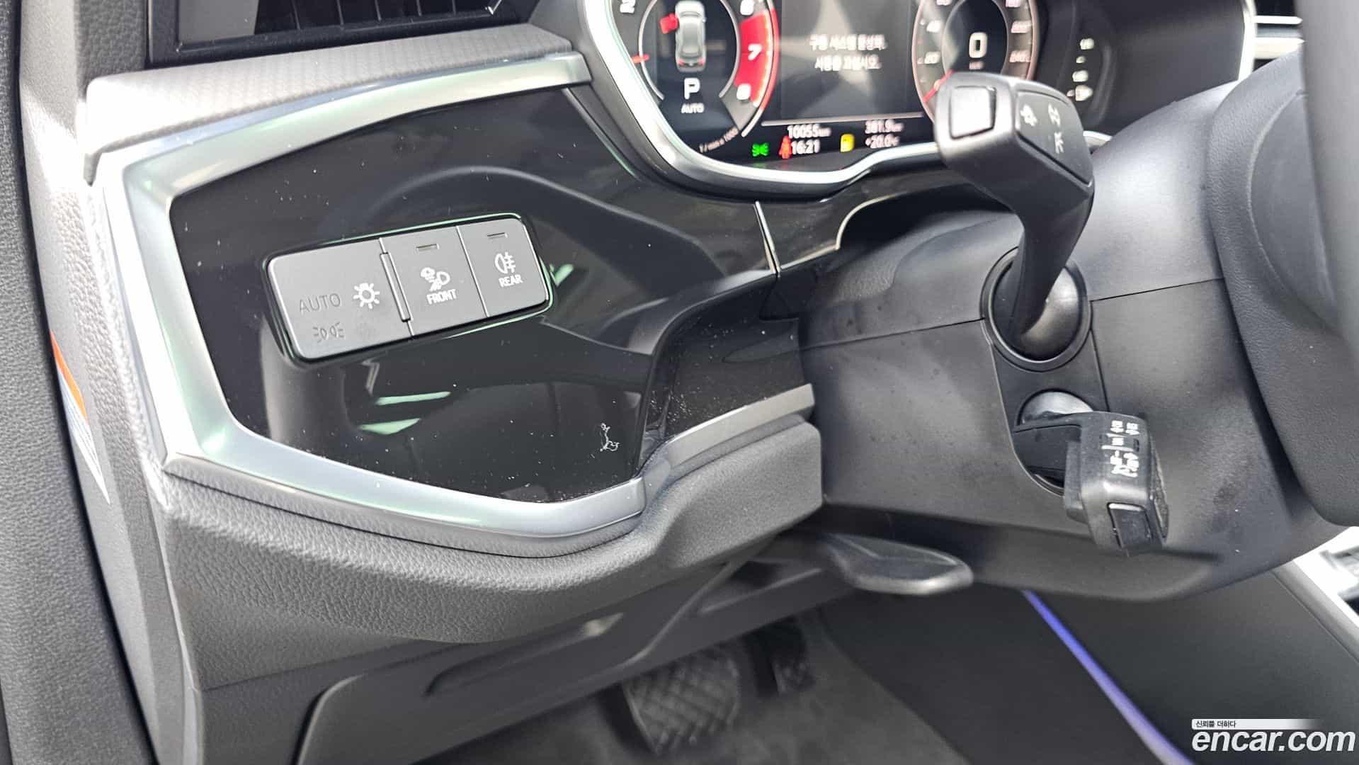 Q3 Audi 2025.4-OPTION-040